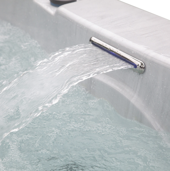 Jacuzzi zewnętrzne White Marble z pokrywą i schodkami