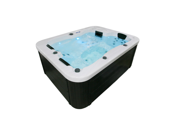 Jacuzzi zewnętrzne White Marble z pokrywą i schodkami