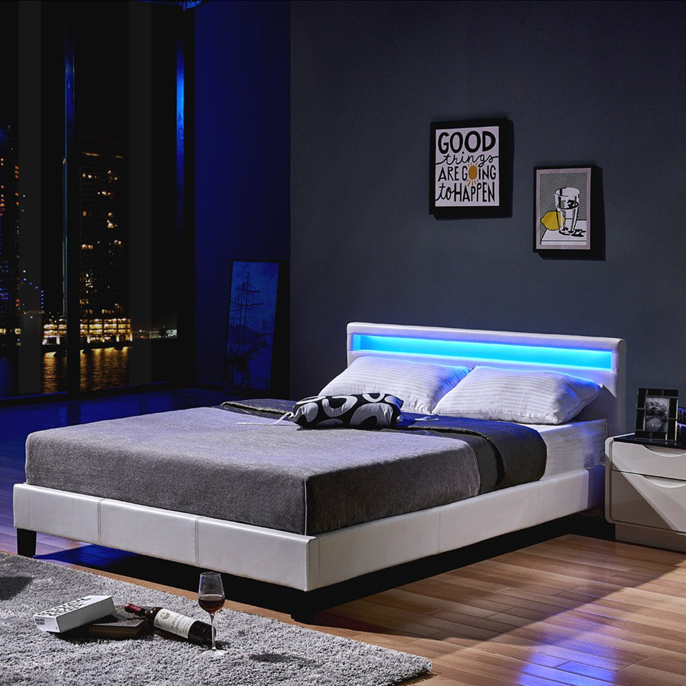 Łóżko LED ASTRO - 140 x 200 cm białe